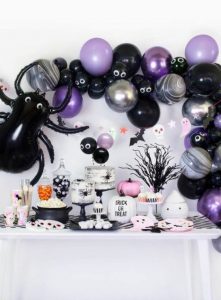 Balony na halloween || Tematyczne Halloween - 4 pomysły na czarno-białe dekoracje