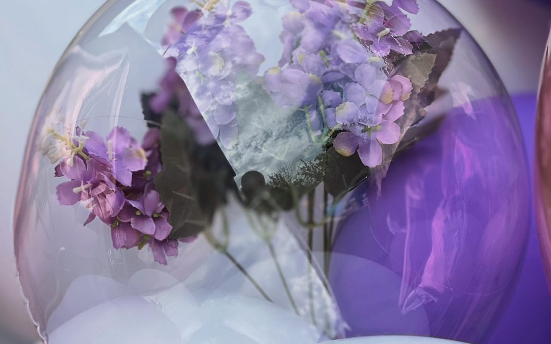 Jak ozdobić salę weselną – 3 najlepsze dekoracje balonowe
